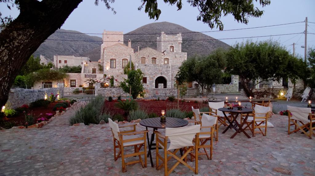Katafigi Apartment Pyrgos Dirou Exterior photo